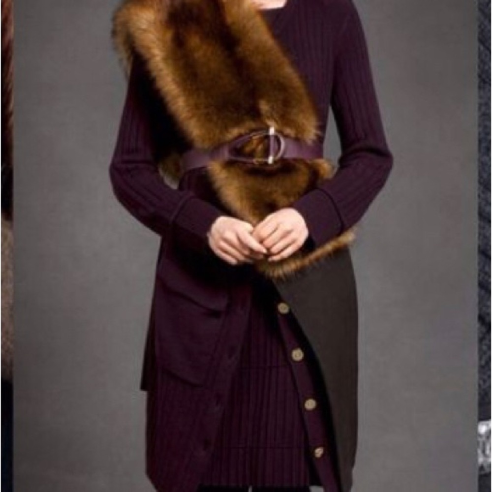 WORTH NEW YORK • Stunning Brown Faux Fur Scarf - Picture 5 of 12